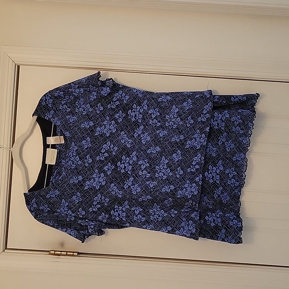 First Issue A Liz Claiborne Company - Skirt and Top matching set